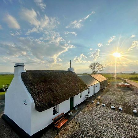 Cissy'S Cottage - Traditional Thatched Cottage, Near To Beach Aghanloo Екстериор снимка